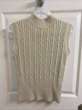 Cable knit Sleeveless Mock Turtleneck Jessica Sport Women’s Size Small Trendy